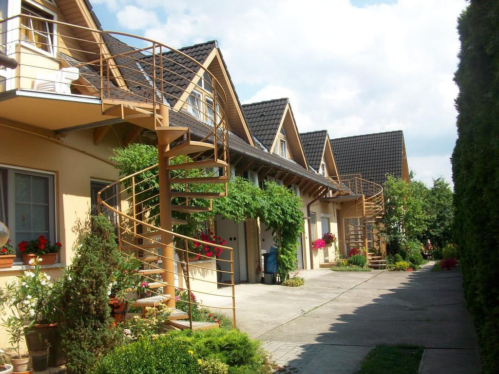 Apartman Soos -- Only For Relaxation, Not For Party! 希欧福克 外观 照片